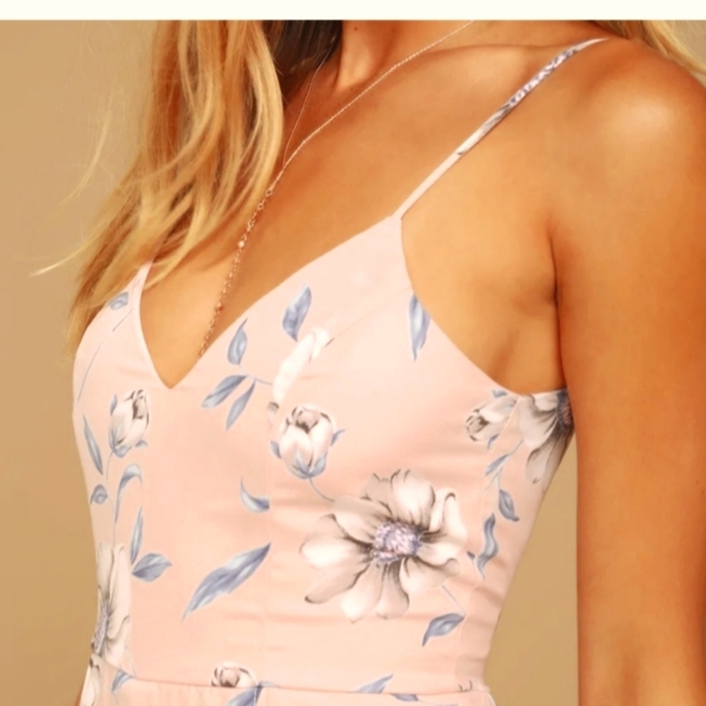 Lulu's Pink Sleeveless Spaghetti Strap  Romper for Weddings - Picture 5 of 7